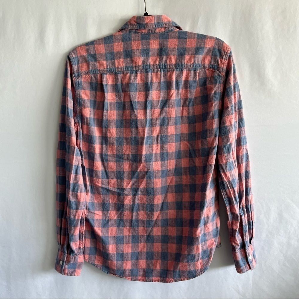 Women's American Eagle Pink & Blue Plaid Button Down Shirt - Picture 6 of 7